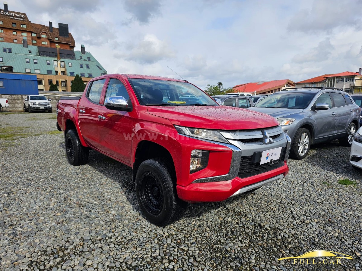 Full-Car Automotora | MITSUBISHI L200 KATANA CRT 4X4 2023