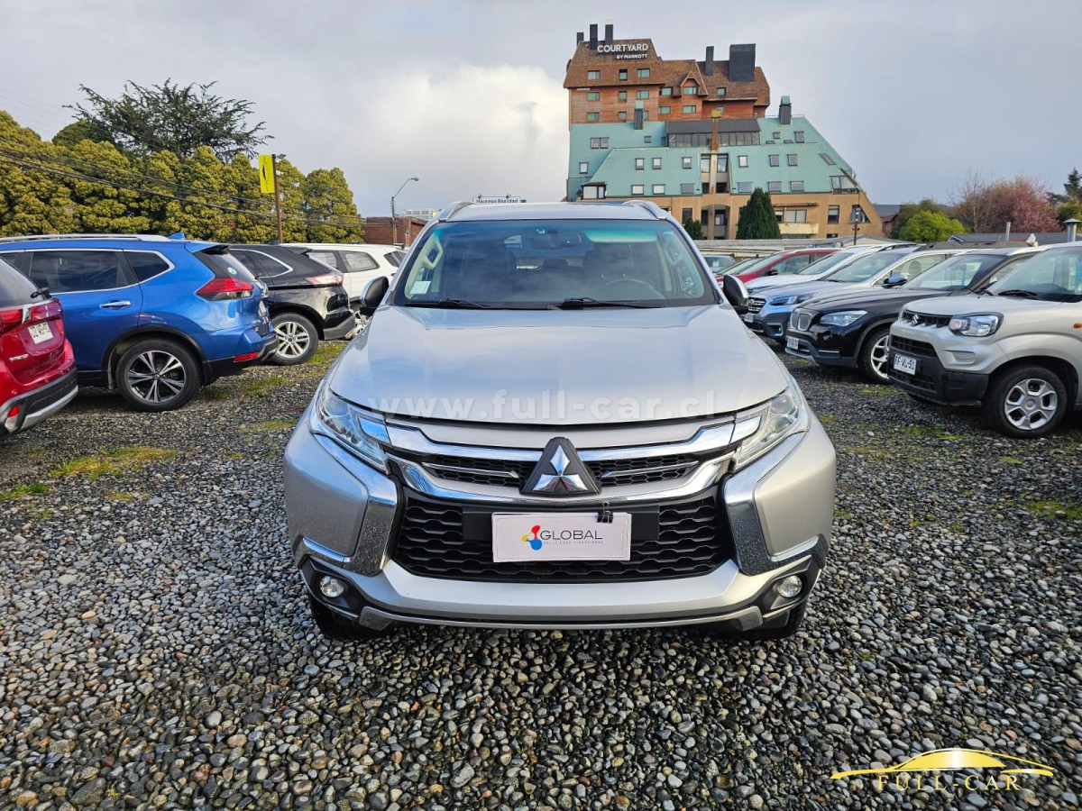 Full-Car Automotora | MITSUBISHI MONTERO SPORT 4X2 2020
